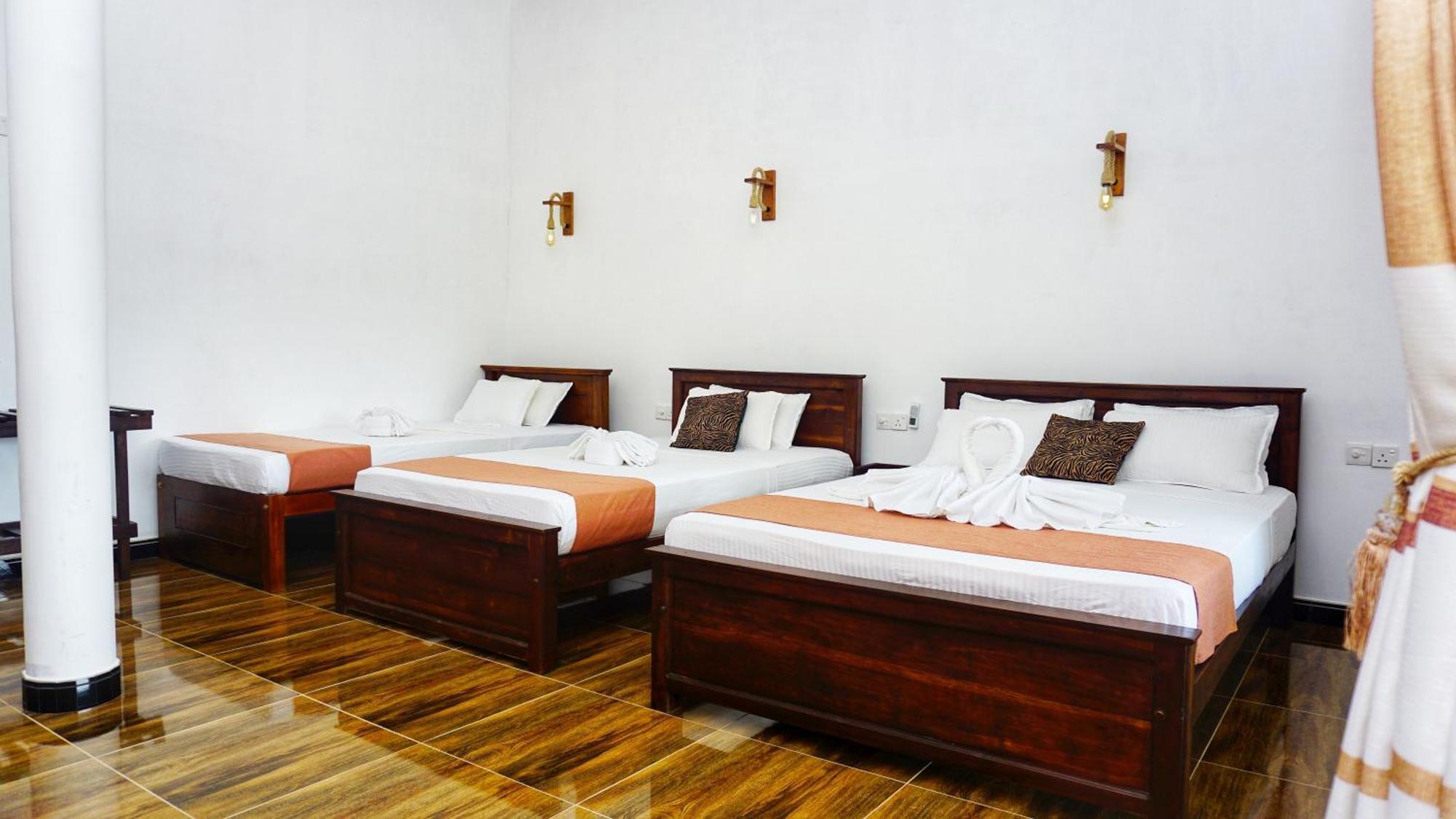 Sigiri Dilu Villa Sigiriya Luaran gambar