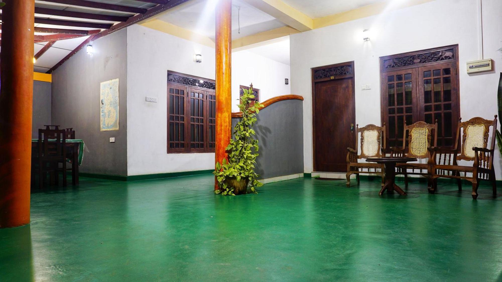 Sigiri Dilu Villa Sigiriya Luaran gambar